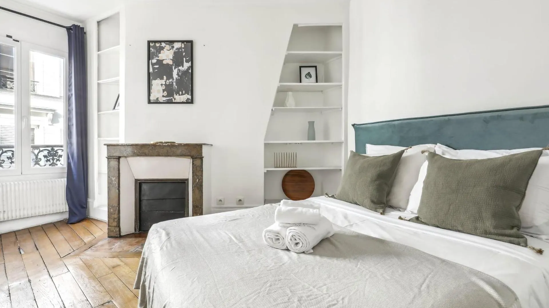 Le Marais 1Br Place Saint Párizs 0*,